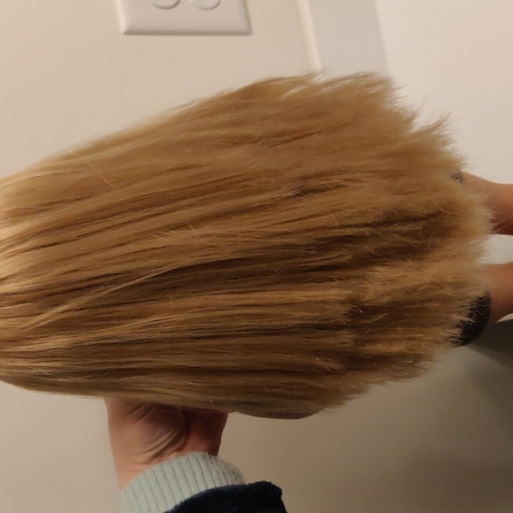 Our generation 18" doll by battat, new white sequin ballgown, sunglasses lot - Picture 8 of 16